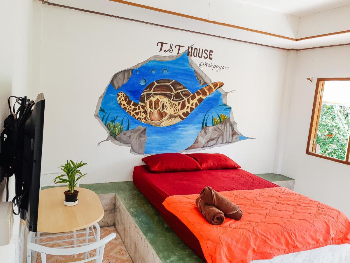 T And T House (Adults Only) Hotel Koh Phayam Exterior photo